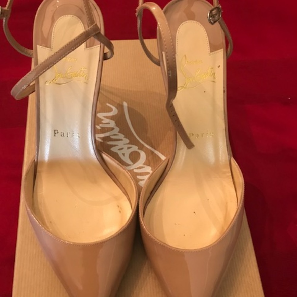 Christian Louboutin Nude Patent Leather 85mm - 38